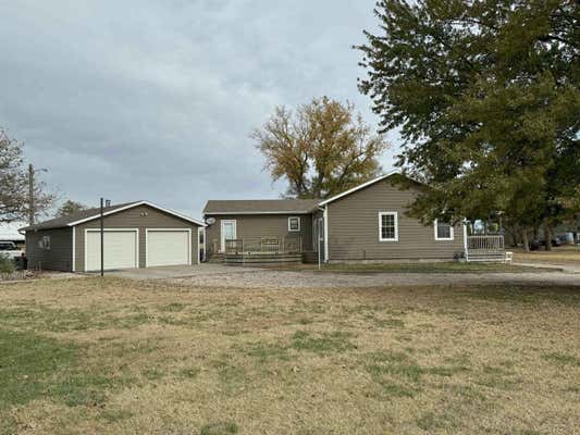 214 E BARTON COUNTY RD, GREAT BEND, KS 67530 - Image 1