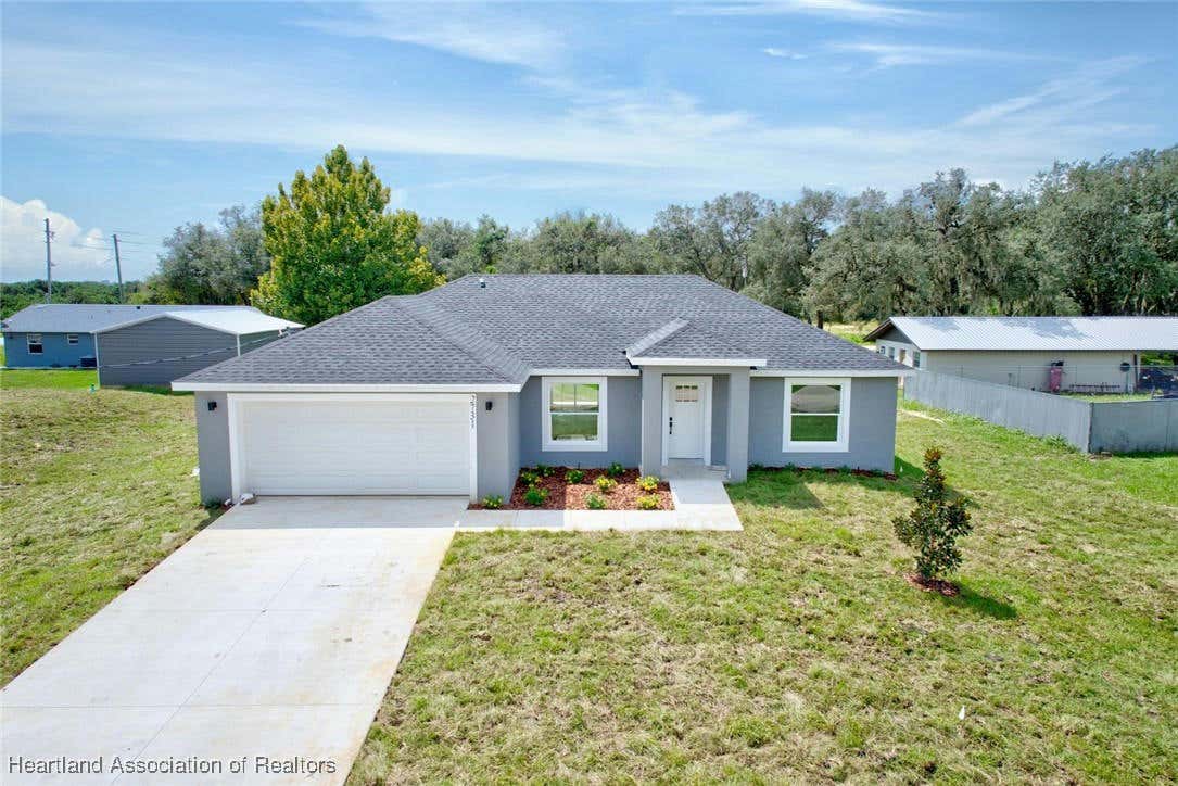 2731 W ALBATROSS RD, AVON PARK, FL 33825, photo 1 of 41