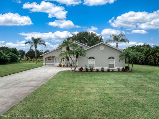 8 MEADOWLAKE CIR N, LAKE PLACID, FL 33852, photo 2 of 43