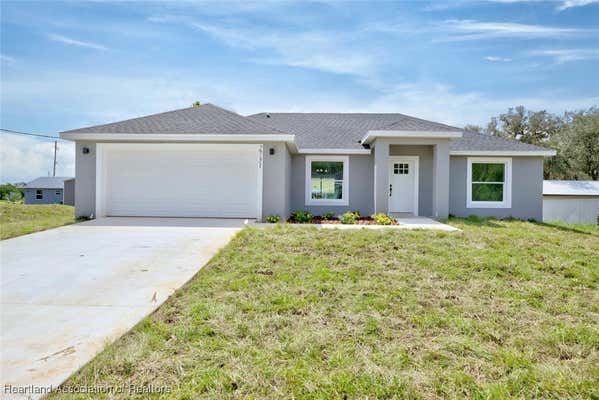 2731 W ALBATROSS RD, AVON PARK, FL 33825, photo 2 of 41