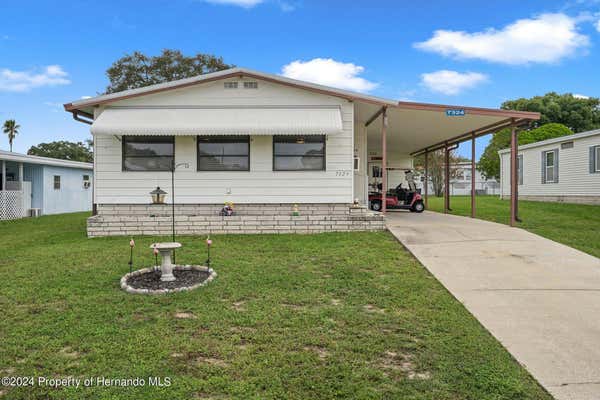 7324 FIRST CIRCLE DR, BROOKSVILLE, FL 34613 - Image 1