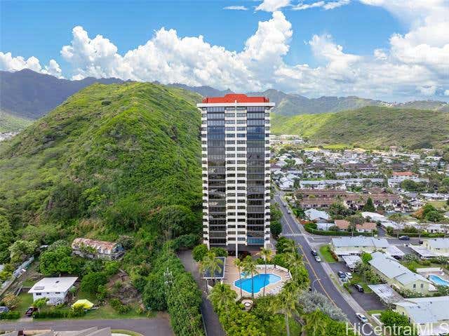 250 KAWAIHAE ST APT 8C, HONOLULU, HI 96825, photo 1 of 25