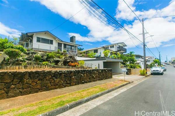 1647 ALA AMOAMO ST, HONOLULU, HI 96819 - Image 1