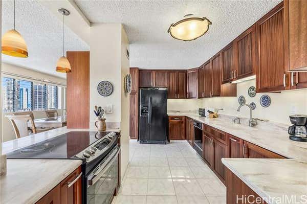 818 S KING ST # PH-2100, HONOLULU, HI 96813, photo 4 of 25