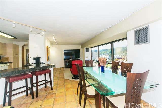 1750 KALAKAUA AVE APT 2903, HONOLULU, HI 96826, photo 1 of 24