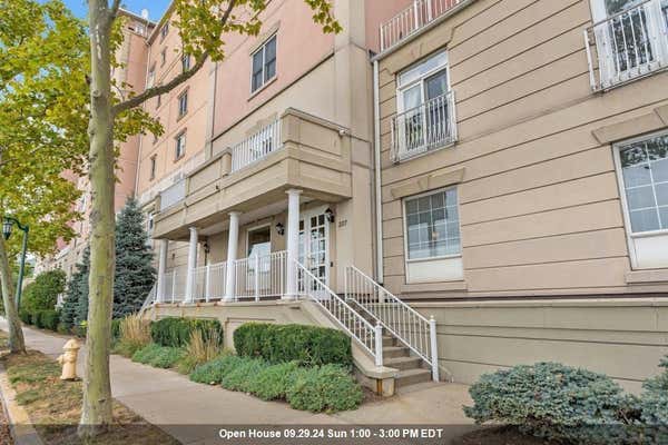 207 SHEARWATER CT W APT 64, JERSEY CITY, NJ 07305 - Image 1