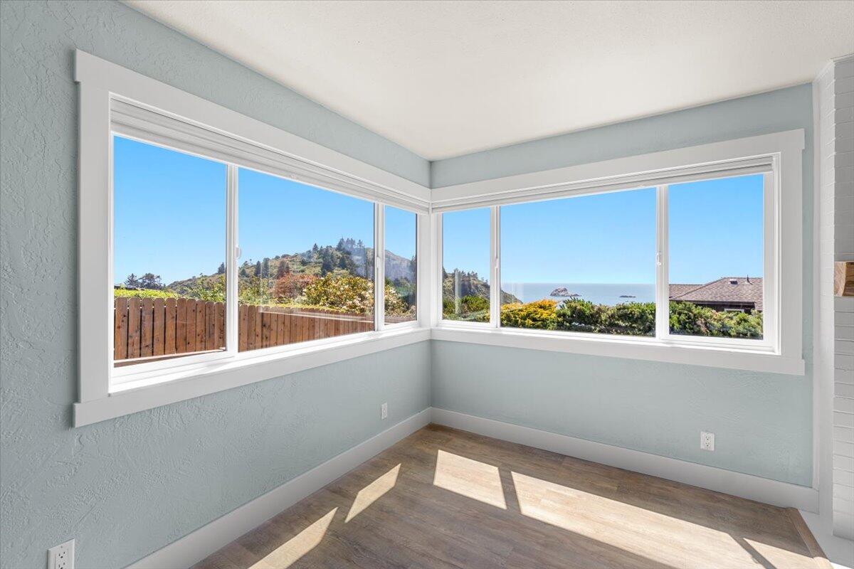 Trinidad, California, 95570, United States, 2 Bedrooms Bedrooms, ,2 BathroomsBathrooms,Residential,Active,1904159