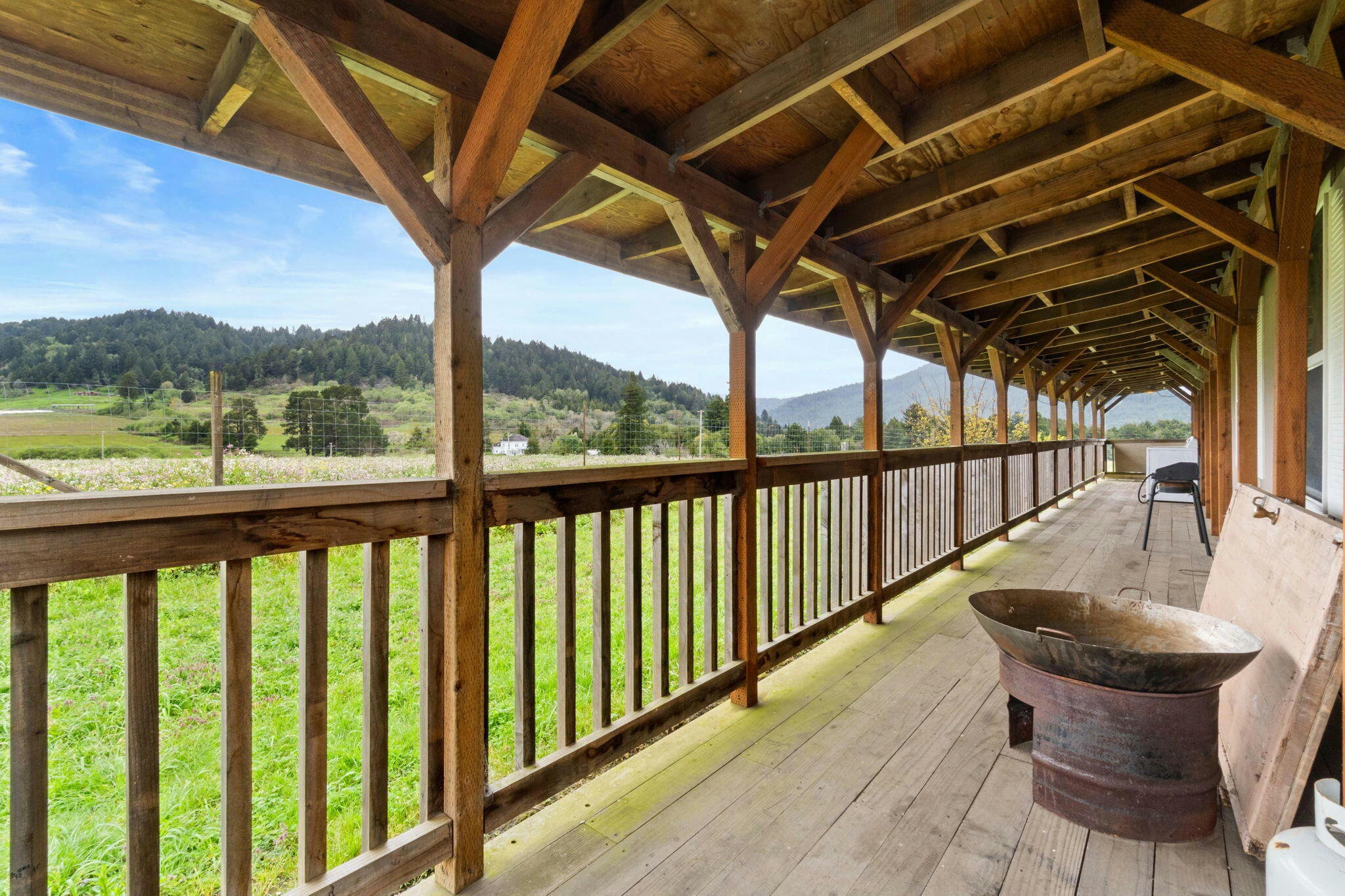 Hydesville, California, 95547, United States, ,2 BathroomsBathrooms,Residential,Active,1769846