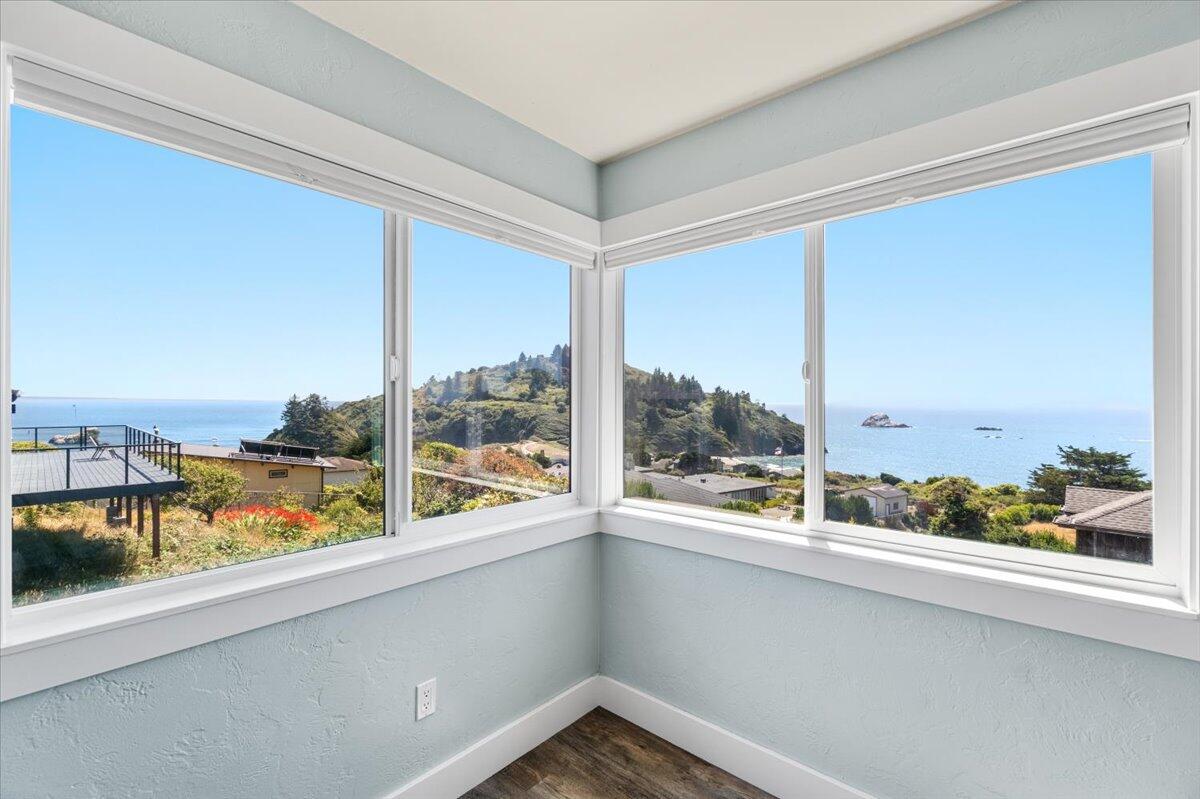 Trinidad, California, 95570, United States, 2 Bedrooms Bedrooms, ,2 BathroomsBathrooms,Residential,Active,1904159