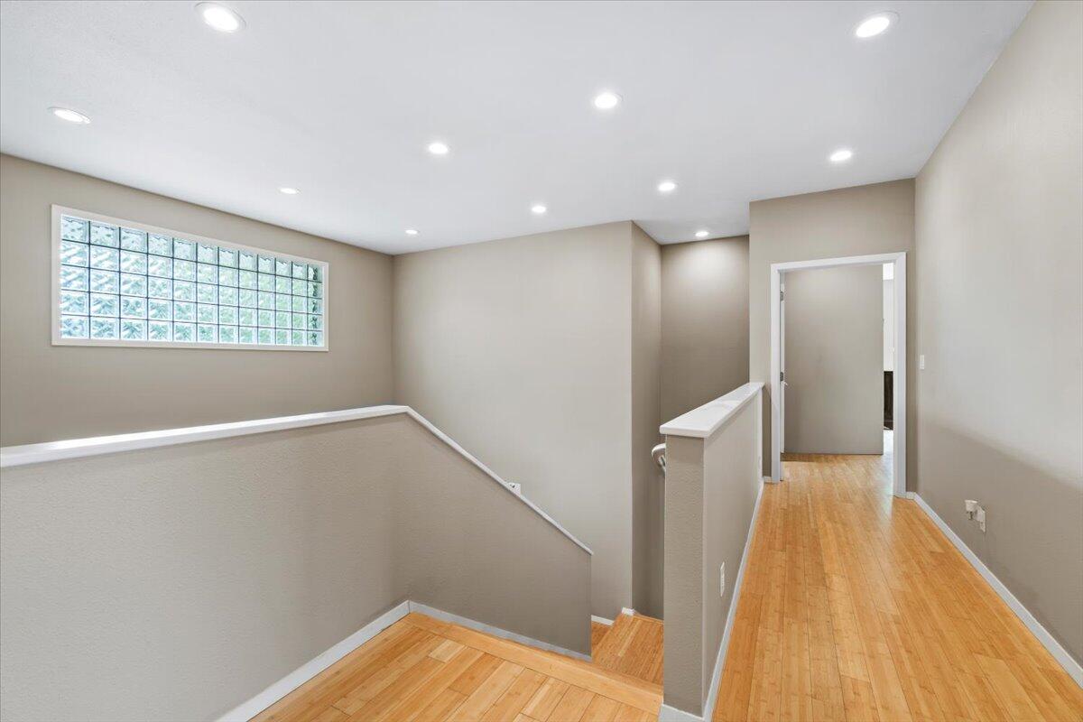 Arcata, California, 95521, United States, 4 Bedrooms Bedrooms, ,4 BathroomsBathrooms,Residential,Active,2007067