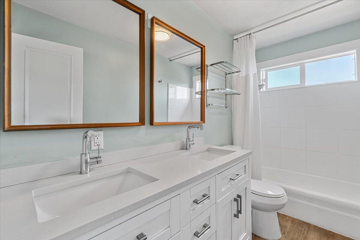 Trinidad, California, 95570, United States, 2 Bedrooms Bedrooms, ,2 BathroomsBathrooms,Residential,Active,1904159