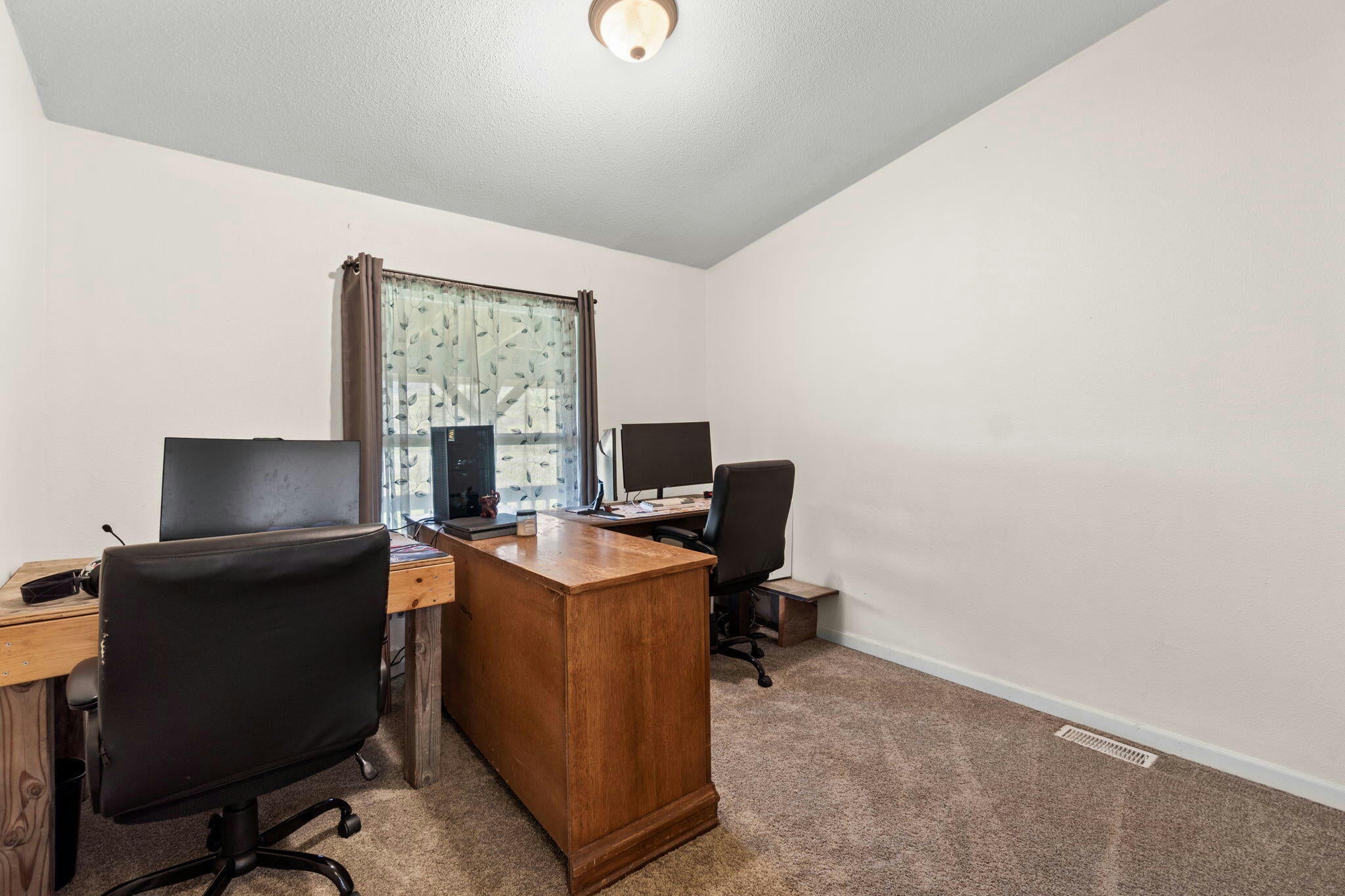 Hydesville, California, 95547, United States, ,2 BathroomsBathrooms,Residential,Active,1769846