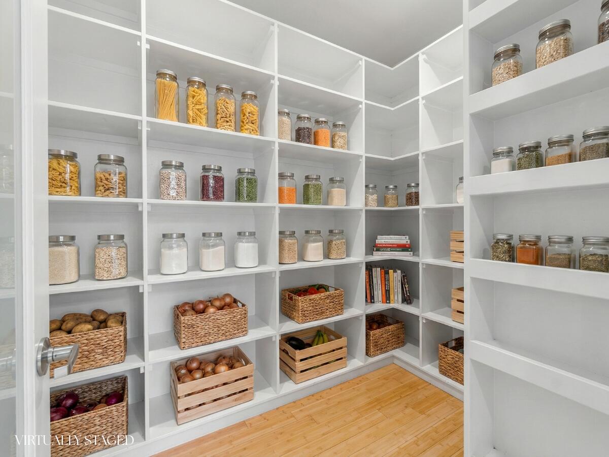 Arcata, California, 95521, United States, 4 Bedrooms Bedrooms, ,4 BathroomsBathrooms,Residential,Active,2007067