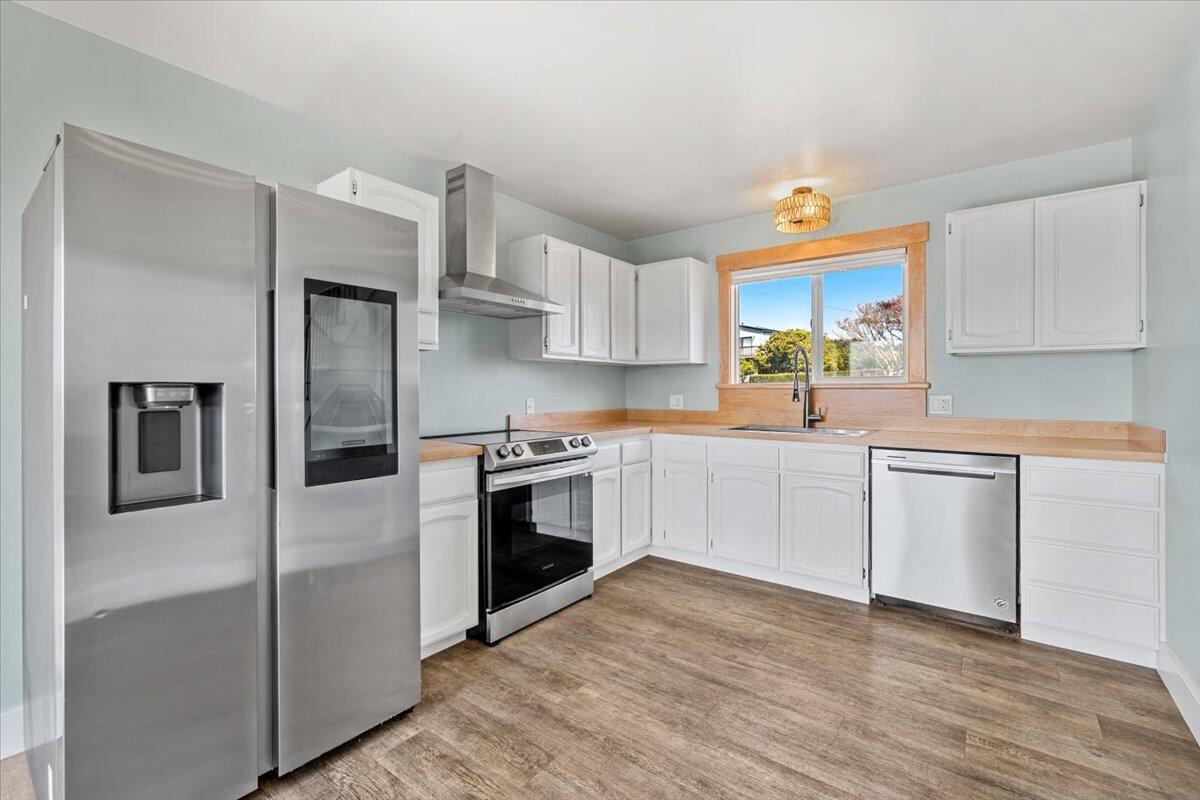 Trinidad, California, 95570, United States, 2 Bedrooms Bedrooms, ,2 BathroomsBathrooms,Residential,Active,1904159