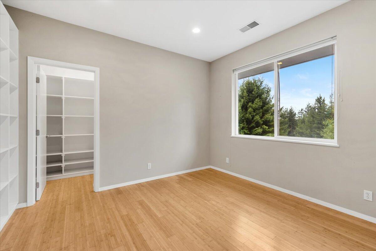 Arcata, California, 95521, United States, 4 Bedrooms Bedrooms, ,4 BathroomsBathrooms,Residential,Active,2007067