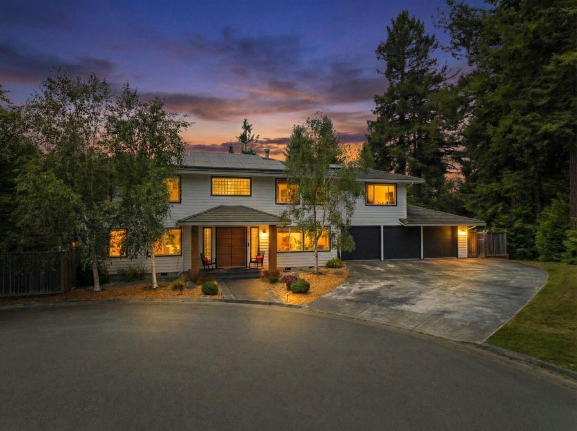 Arcata, California, 95521, United States, 4 Bedrooms Bedrooms, ,4 BathroomsBathrooms,Residential,Active,2007067