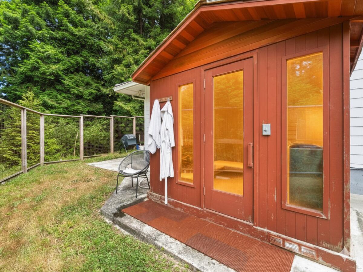 Arcata, California, 95521, United States, 4 Bedrooms Bedrooms, ,4 BathroomsBathrooms,Residential,Active,2007067