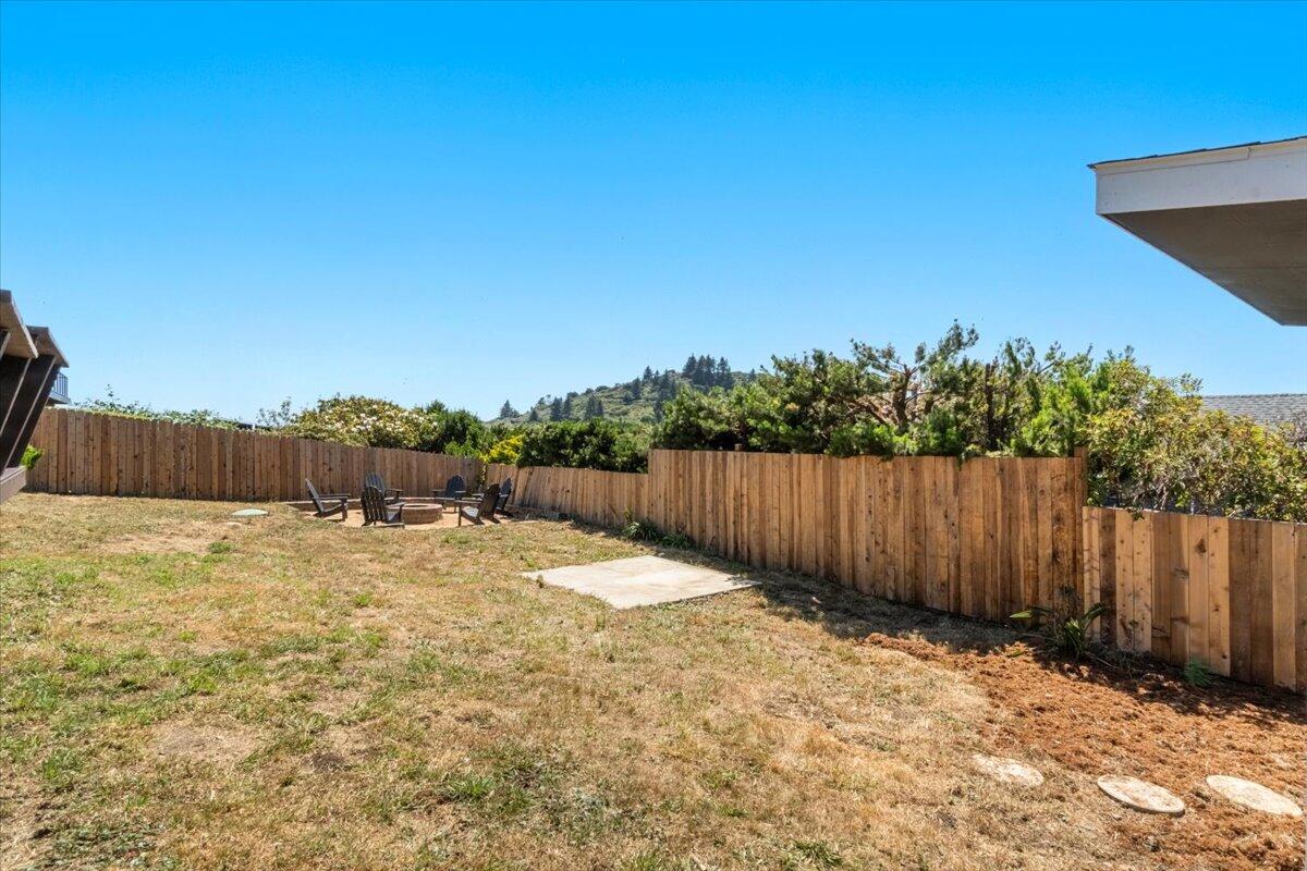 Trinidad, California, 95570, United States, 2 Bedrooms Bedrooms, ,2 BathroomsBathrooms,Residential,Active,1904159