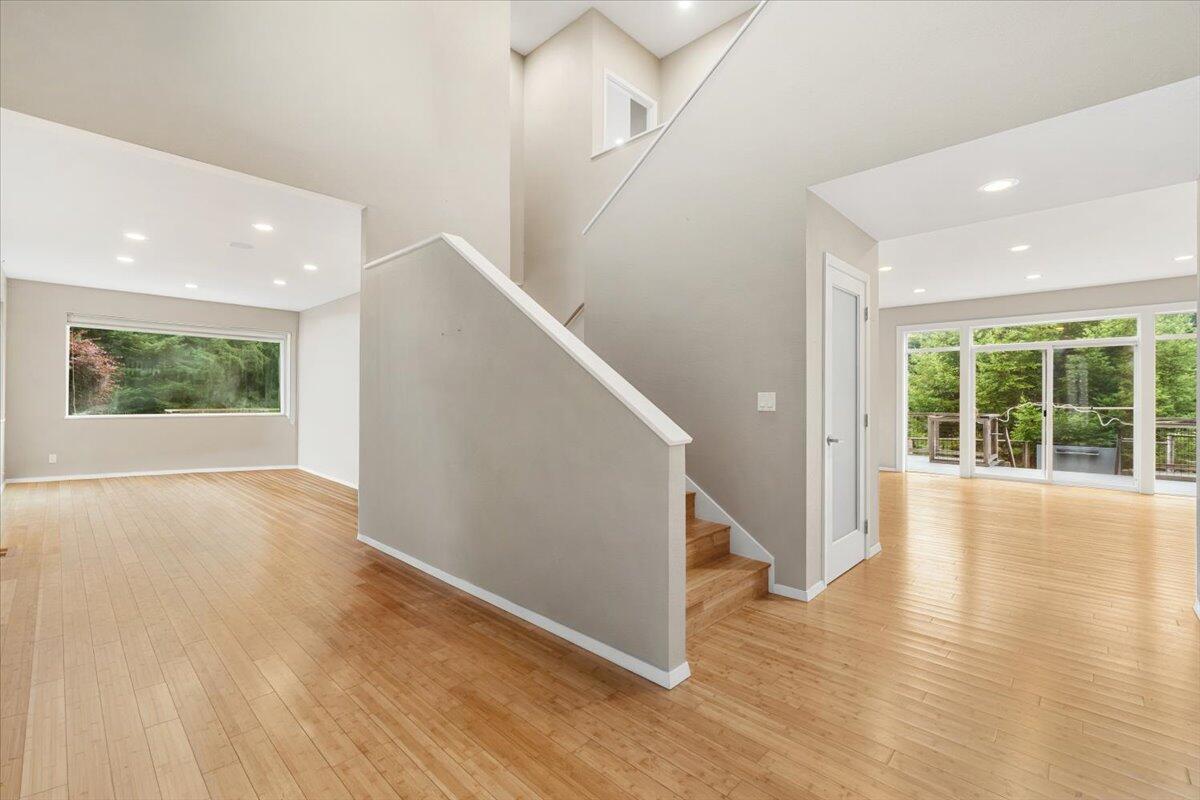 Arcata, California, 95521, United States, 4 Bedrooms Bedrooms, ,4 BathroomsBathrooms,Residential,Active,2007067