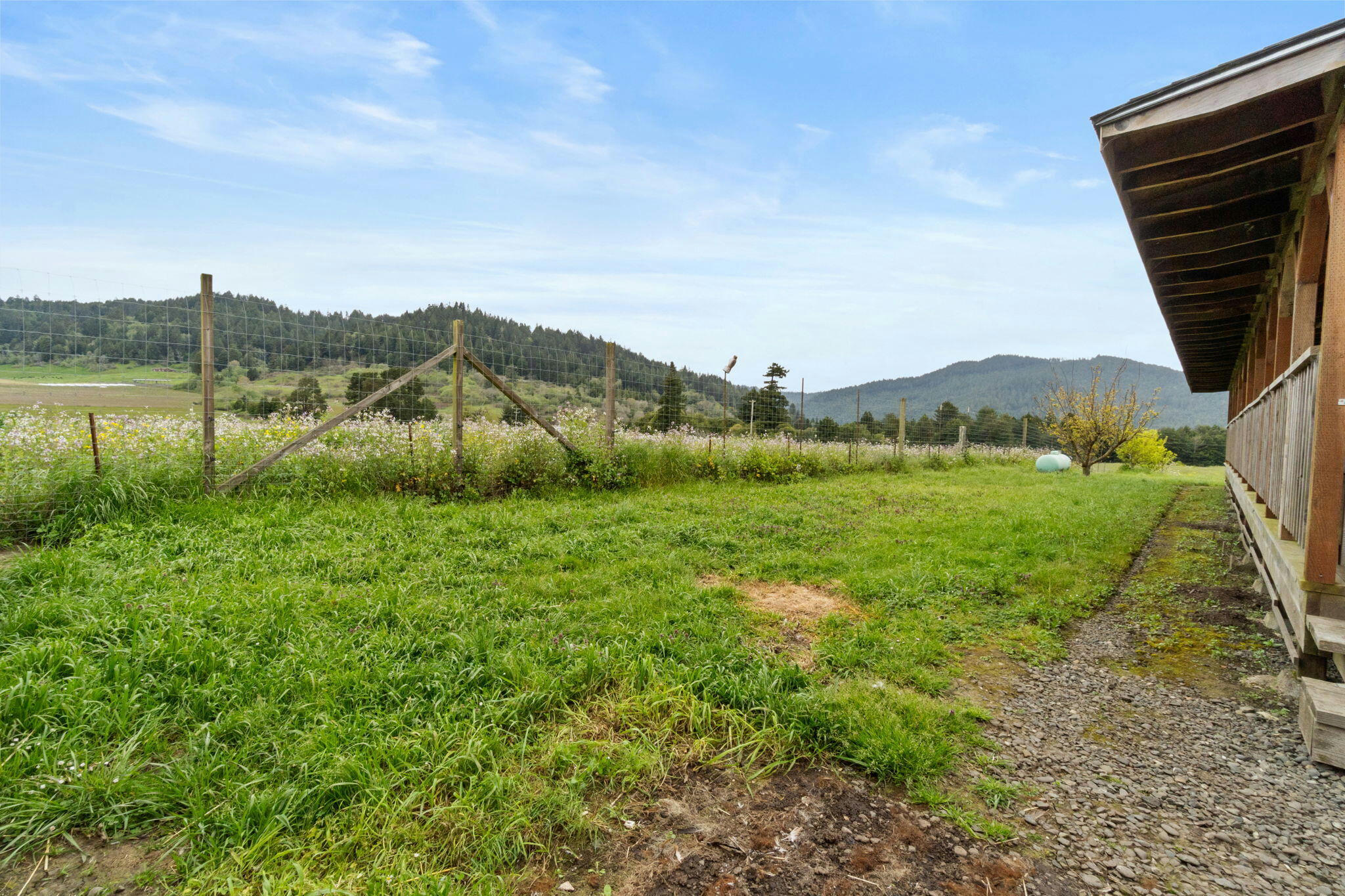 Hydesville, California, 95547, United States, ,2 BathroomsBathrooms,Residential,Active,1769846