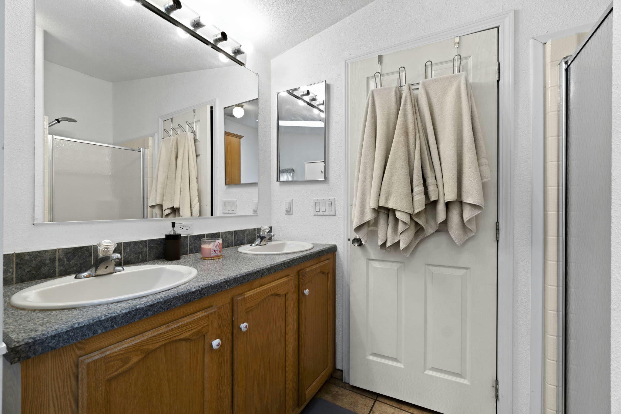 Hydesville, California, 95547, United States, ,2 BathroomsBathrooms,Residential,Active,1769846