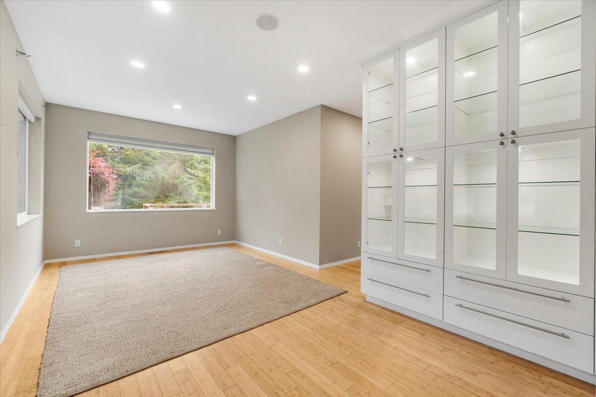 Arcata, California, 95521, United States, 4 Bedrooms Bedrooms, ,4 BathroomsBathrooms,Residential,Active,2007067