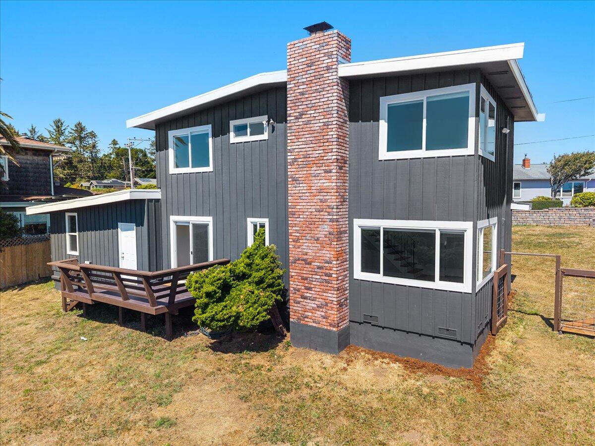 Trinidad, California, 95570, United States, 2 Bedrooms Bedrooms, ,2 BathroomsBathrooms,Residential,Active,1904159