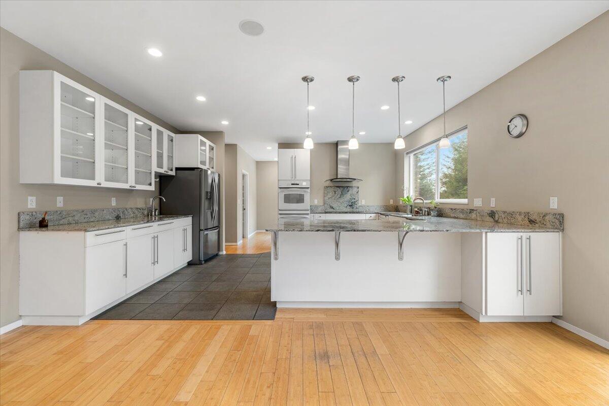 Arcata, California, 95521, United States, 4 Bedrooms Bedrooms, ,4 BathroomsBathrooms,Residential,Active,2007067