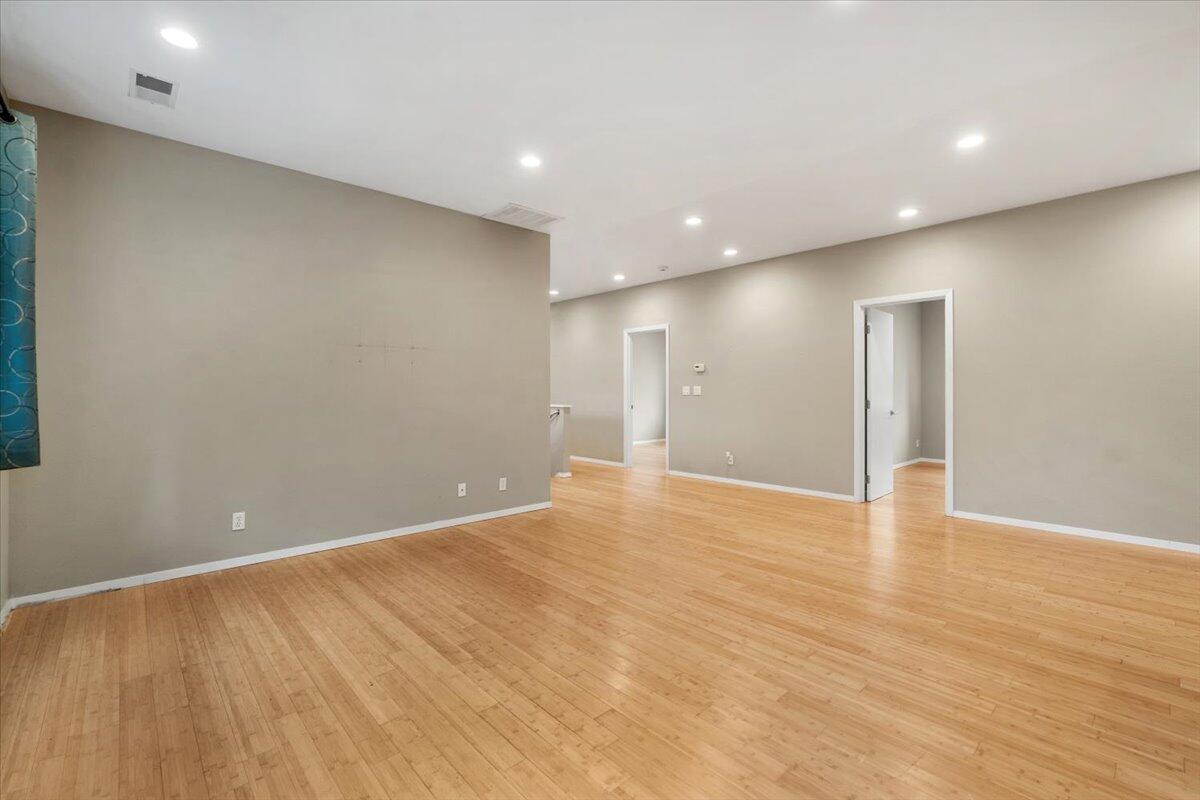 Arcata, California, 95521, United States, 4 Bedrooms Bedrooms, ,4 BathroomsBathrooms,Residential,Active,2007067