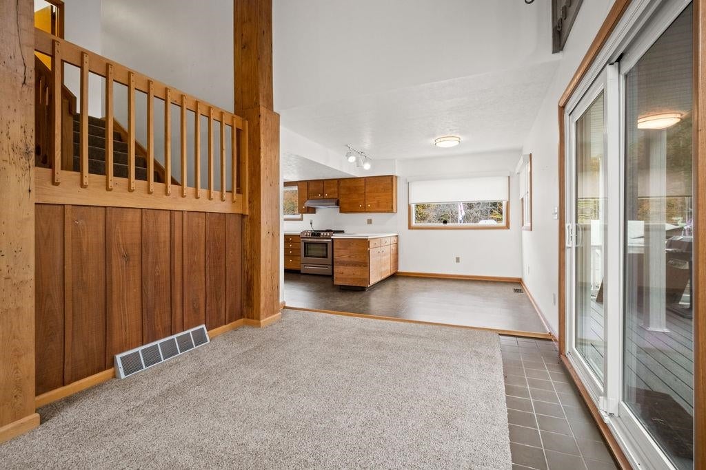 Culloden, West Virginia, 25510, United States, 3 Bedrooms Bedrooms, ,4 BathroomsBathrooms,Residential,Active,1972194