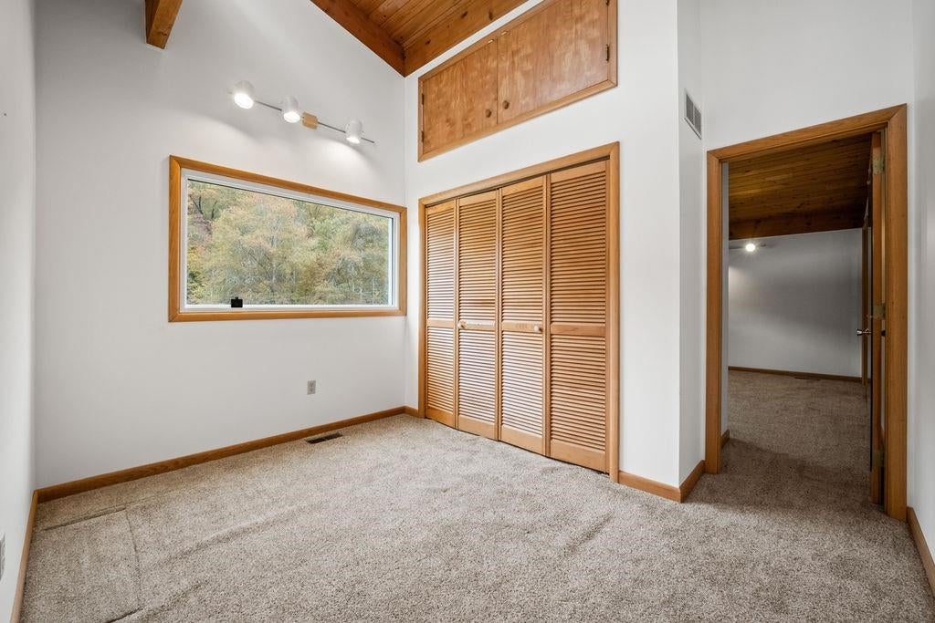 Culloden, West Virginia, 25510, United States, 3 Bedrooms Bedrooms, ,4 BathroomsBathrooms,Residential,Active,1972194