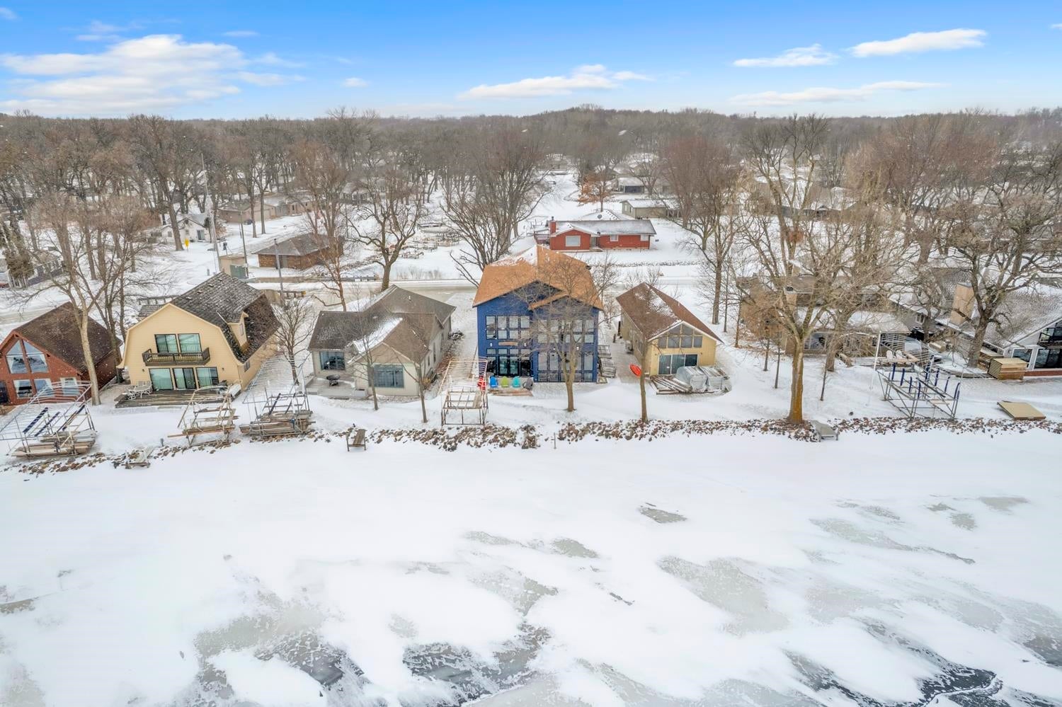 Wahpeton, Iowa, 51351, United States, 4 Bedrooms Bedrooms, ,3 BathroomsBathrooms,Residential,Active,2012475