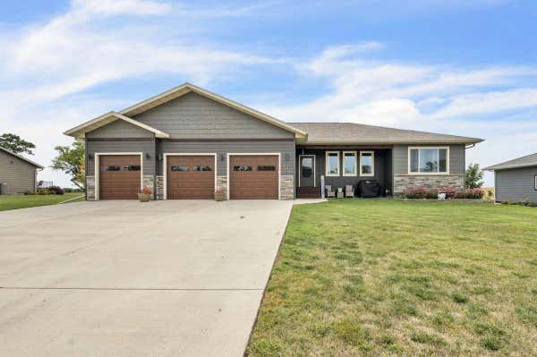 111 W BAY RD, LAKE PARK, IA 51347 - Image 1