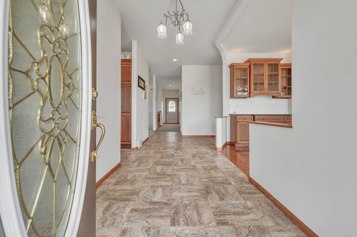 Spirit Lake, Iowa, 51360, United States, 6 Bedrooms Bedrooms, ,4 BathroomsBathrooms,Residential,Active,2012191