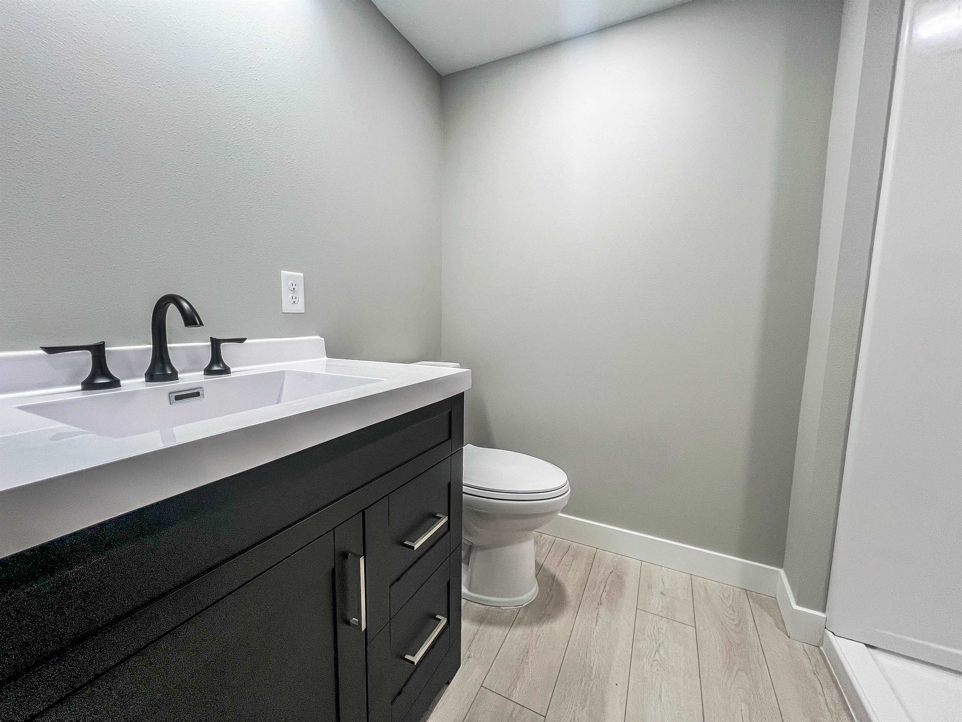 Okoboji, Iowa, 51355, United States, 5 Bedrooms Bedrooms, ,5 BathroomsBathrooms,Residential,Active,2007168