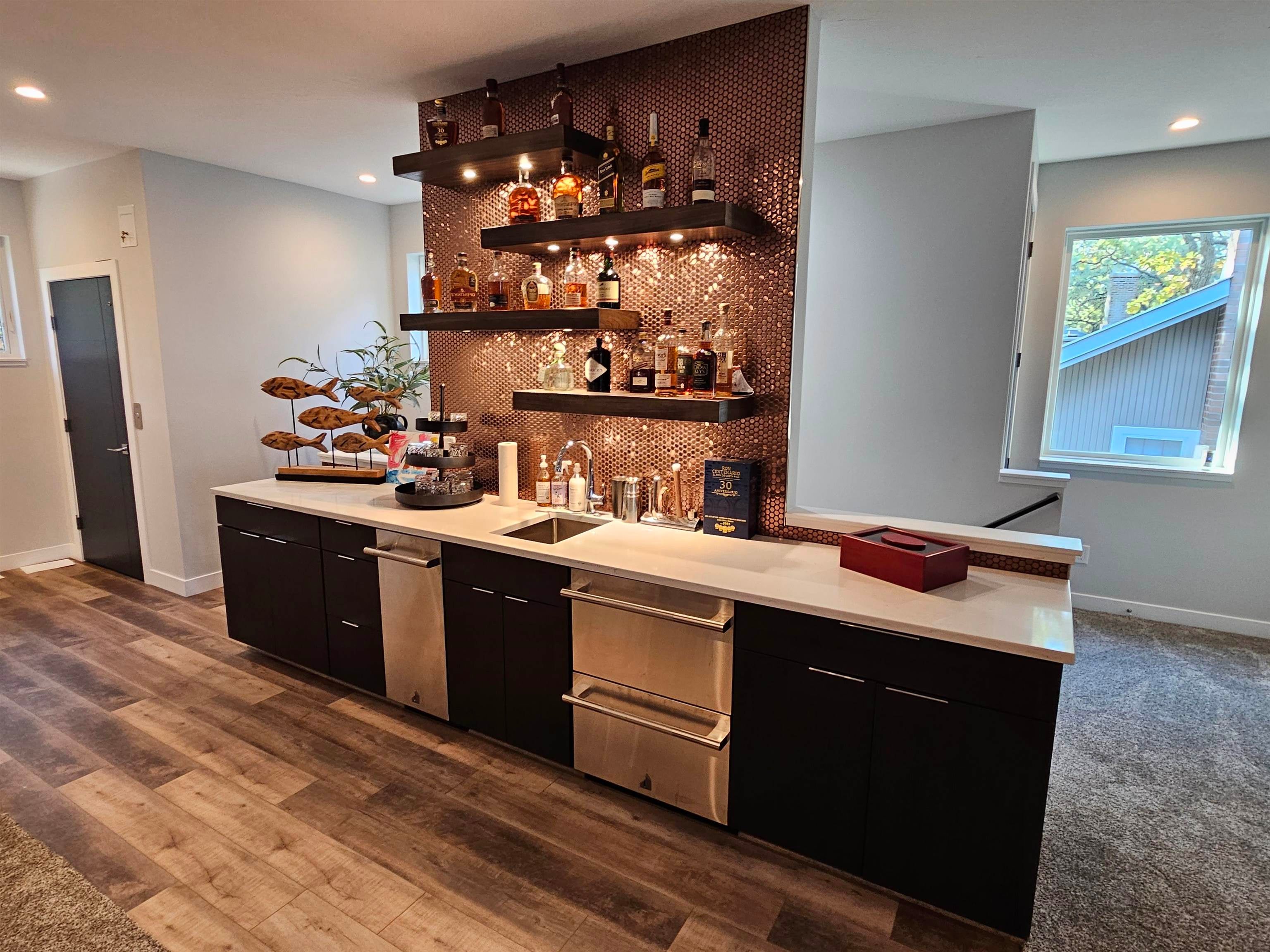 Okoboji, Iowa, 51355, United States, 5 Bedrooms Bedrooms, ,5 BathroomsBathrooms,Residential,Active,1943785