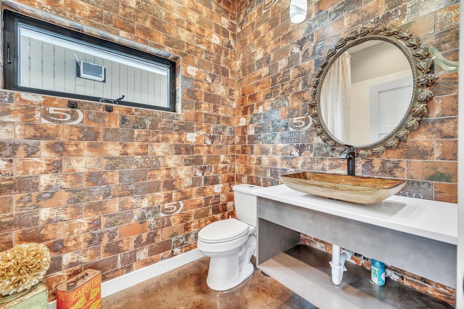 Wahpeton, Iowa, 51351, United States, 4 Bedrooms Bedrooms, ,3 BathroomsBathrooms,Residential,Active,2012475