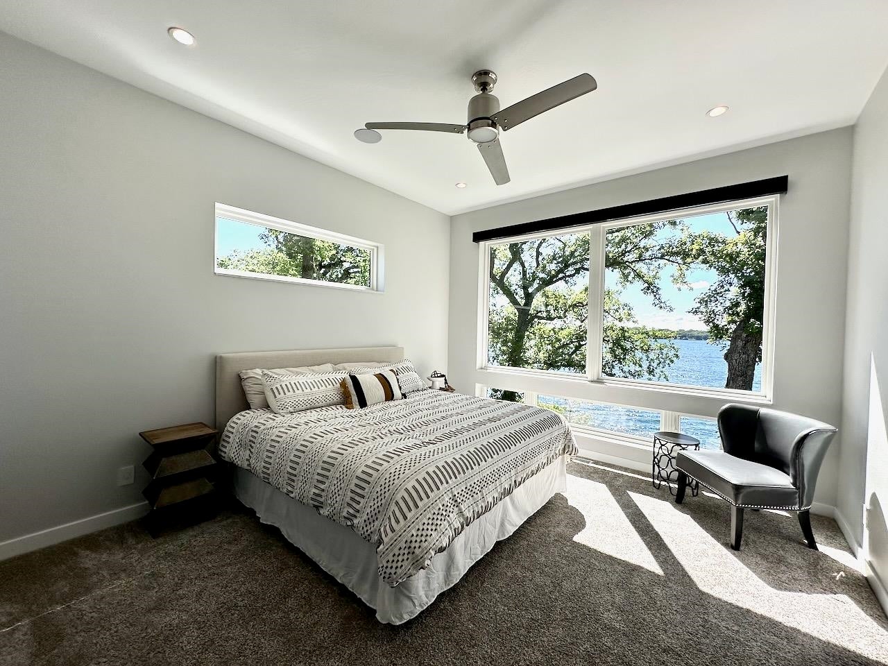 Okoboji, Iowa, 51355, United States, 8 Bedrooms Bedrooms, ,7 BathroomsBathrooms,Residential,Active,2006839