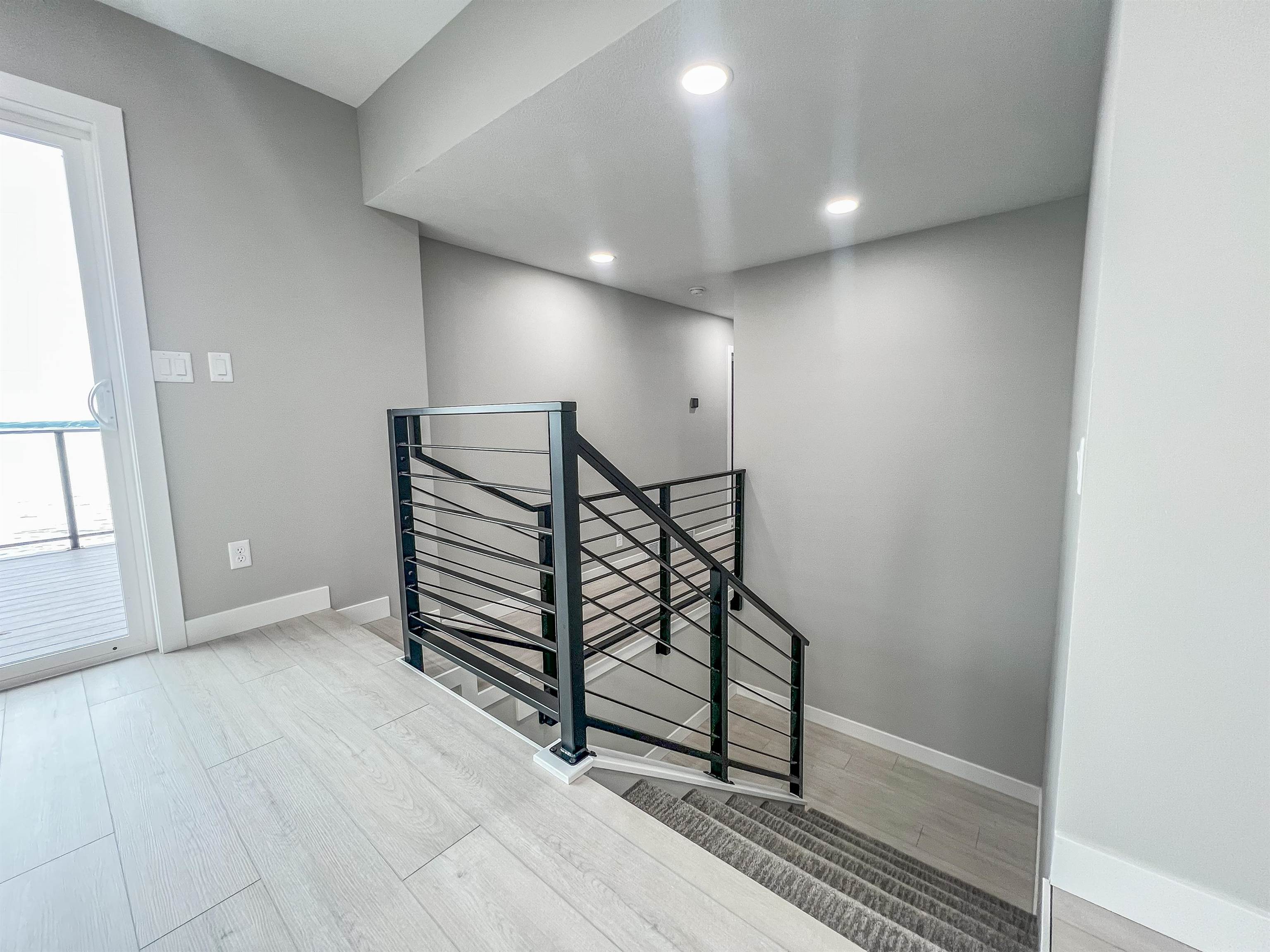 Okoboji, Iowa, 51355, United States, 5 Bedrooms Bedrooms, ,5 BathroomsBathrooms,Residential,Active,2007168