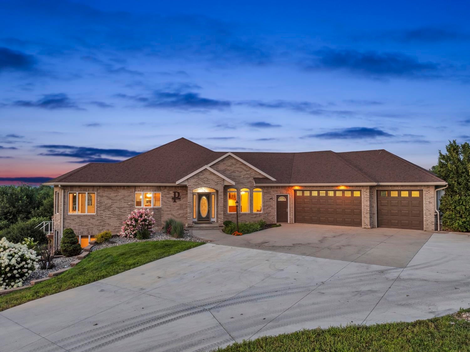 Spirit Lake, Iowa, 51360, United States, 6 Bedrooms Bedrooms, ,4 BathroomsBathrooms,Residential,Active,2012191 Spirit Lake, Iowa, 51360, United States, 6 Bedrooms Bedrooms, ,4 BathroomsBathrooms,Residential,Active,2012191