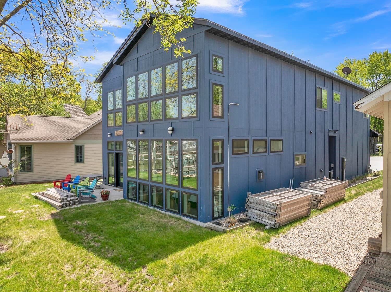 Wahpeton, Iowa, 51351, United States, 4 Bedrooms Bedrooms, ,3 BathroomsBathrooms,Residential,Active,2012475