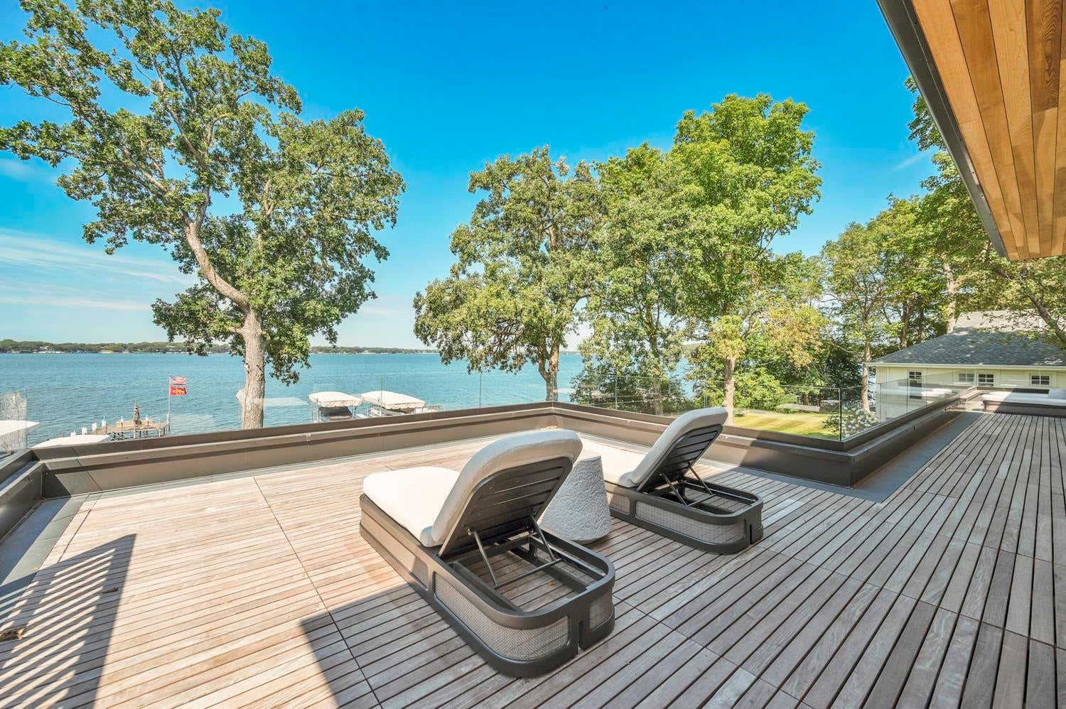 Okoboji, Iowa, 51355, United States, 6 Bedrooms Bedrooms, ,7 BathroomsBathrooms,Residential,Active,1915050
