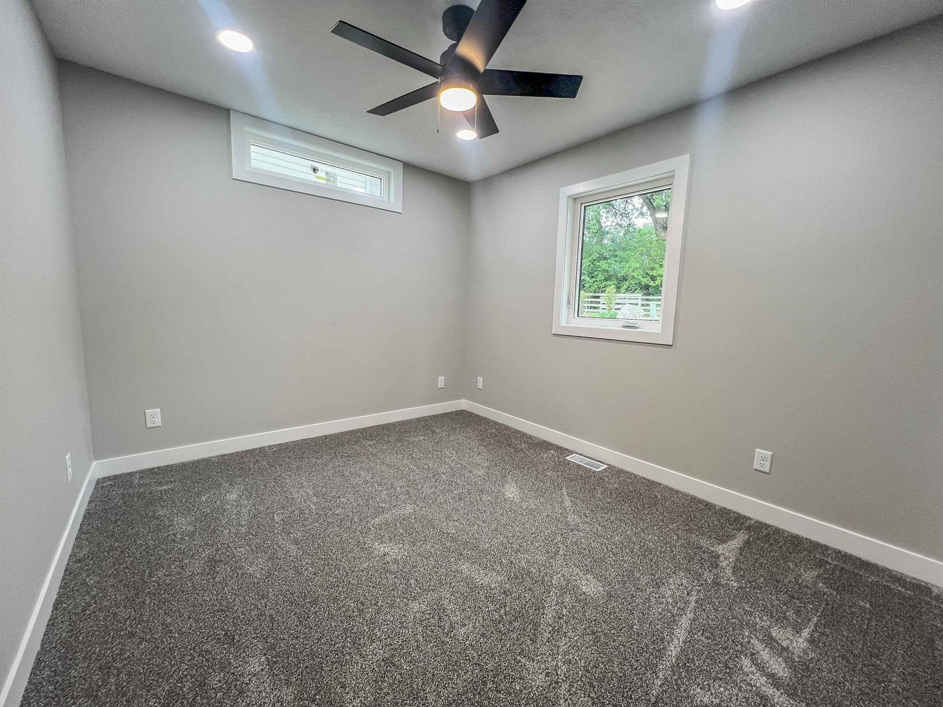 Okoboji, Iowa, 51355, United States, 5 Bedrooms Bedrooms, ,5 BathroomsBathrooms,Residential,Active,2007168