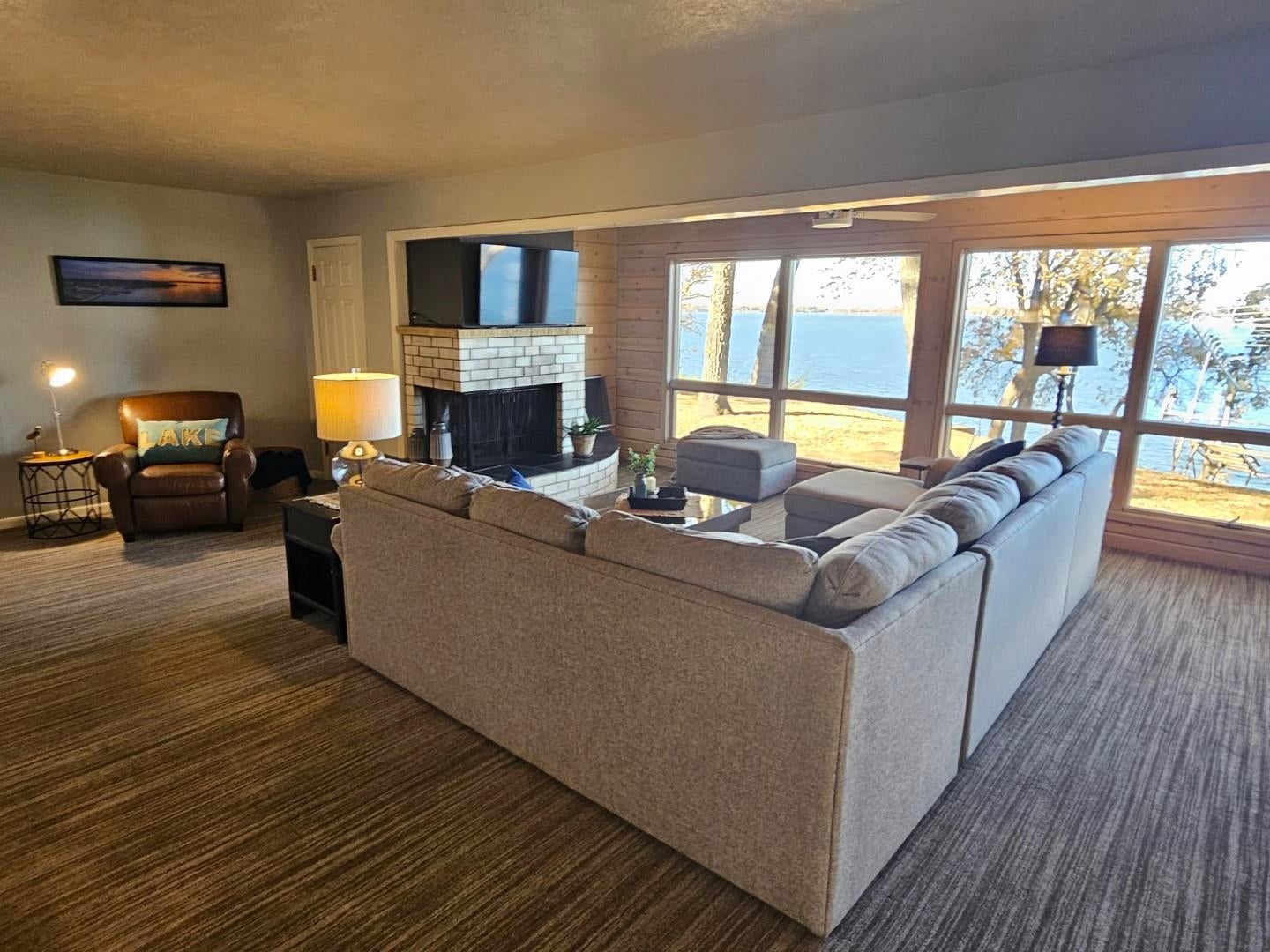 Arnolds Park, Iowa, 51331, United States, 4 Bedrooms Bedrooms, ,2 BathroomsBathrooms,Residential,Active,1722701
