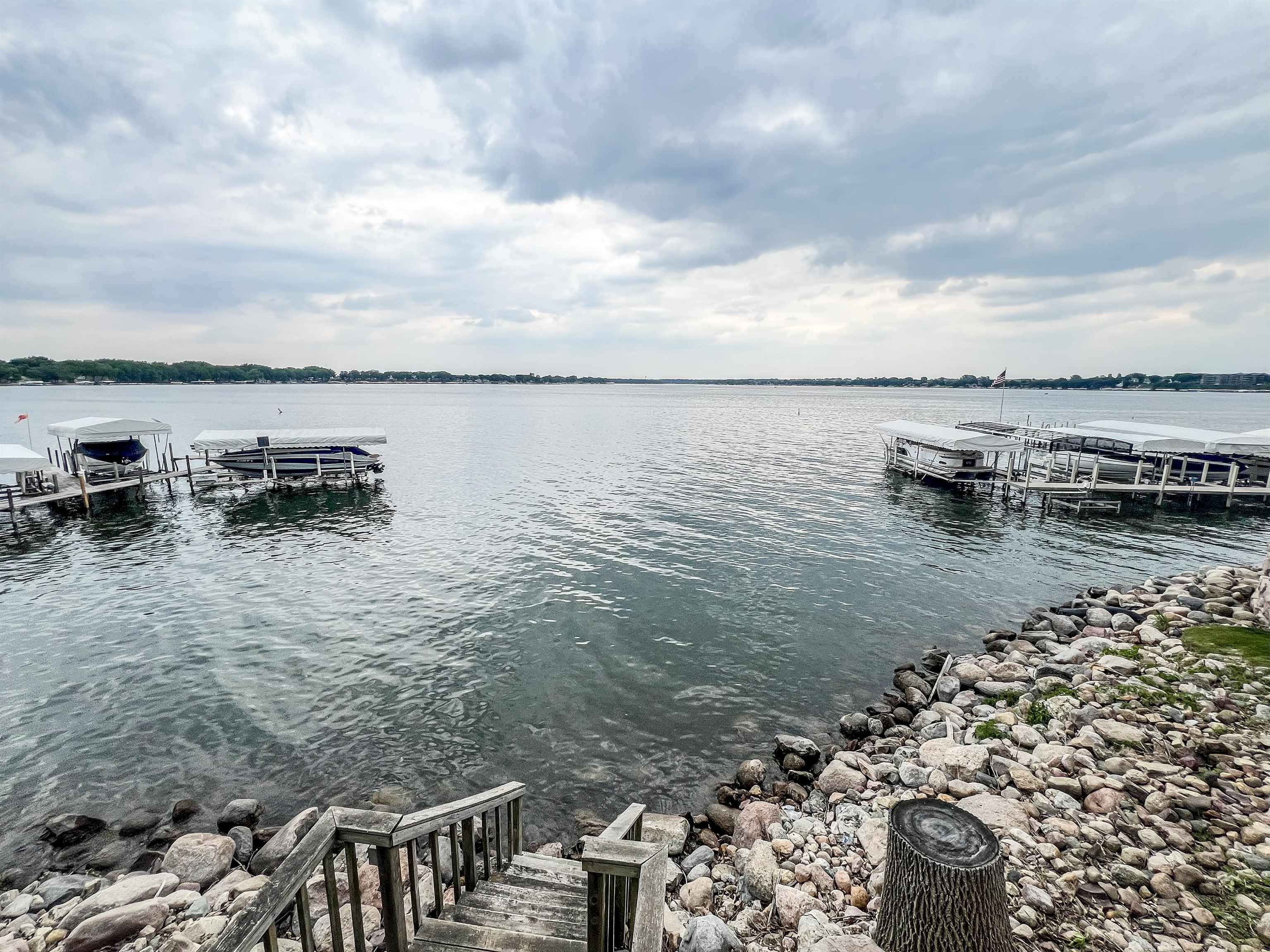 Okoboji, Iowa, 51355, United States, 5 Bedrooms Bedrooms, ,5 BathroomsBathrooms,Residential,Active,2007168