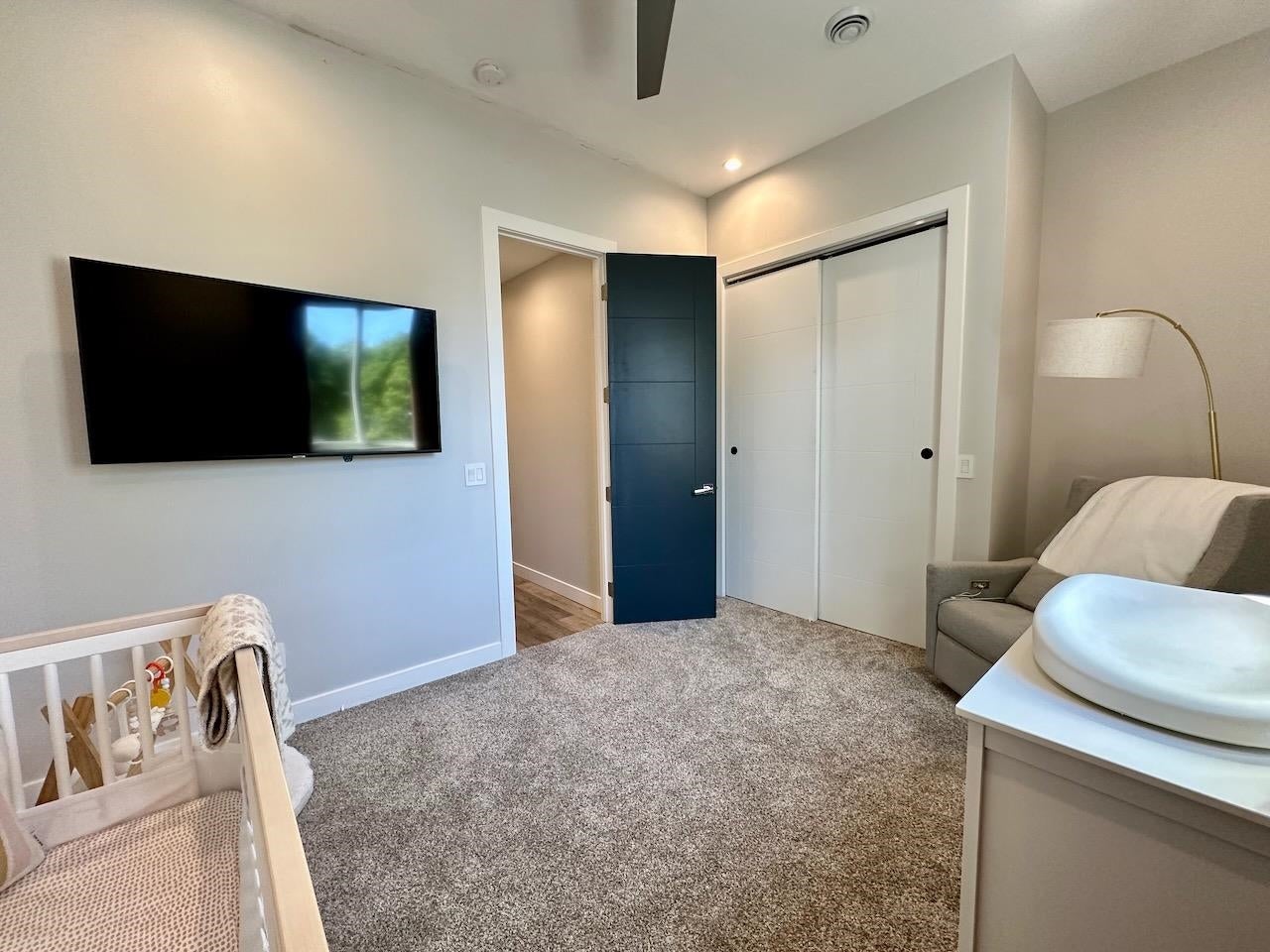 Okoboji, Iowa, 51355, United States, 8 Bedrooms Bedrooms, ,7 BathroomsBathrooms,Residential,Active,1953699