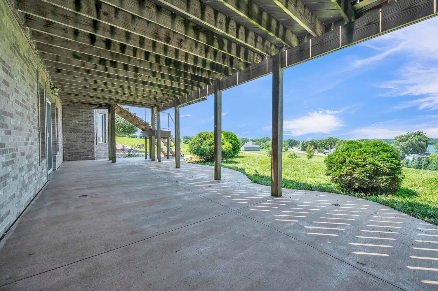 Spirit Lake, Iowa, 51360, United States, 6 Bedrooms Bedrooms, ,4 BathroomsBathrooms,Residential,Active,2012191