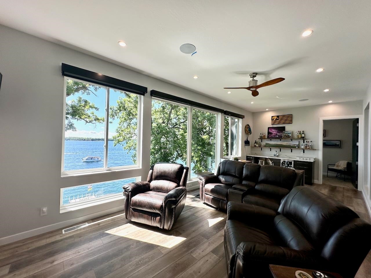 Okoboji, Iowa, 51355, United States, 8 Bedrooms Bedrooms, ,7 BathroomsBathrooms,Residential,Active,1953699