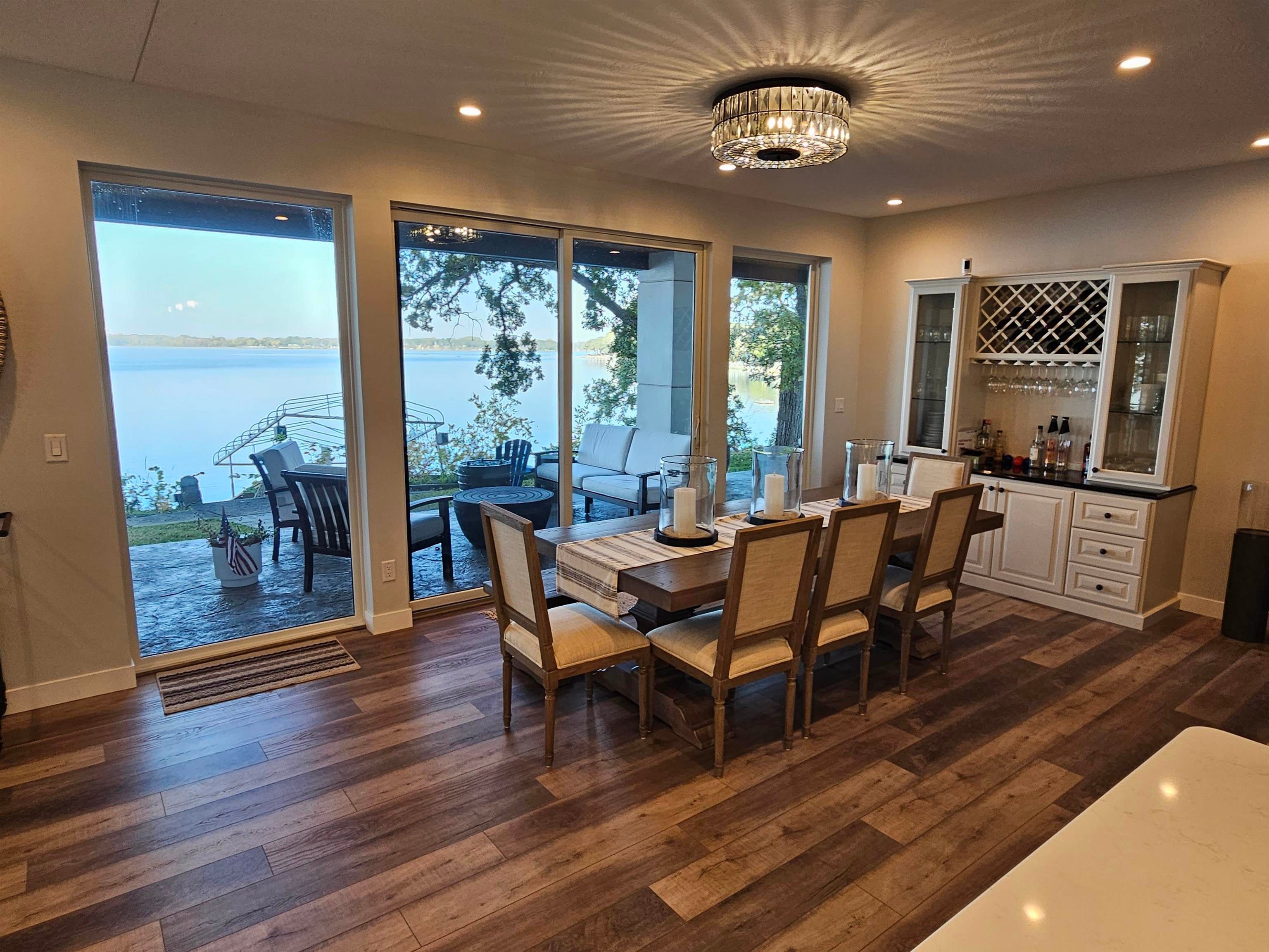 Okoboji, Iowa, 51355, United States, 5 Bedrooms Bedrooms, ,5 BathroomsBathrooms,Residential,Active,1943785