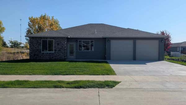 3601 KINGS CT, SPIRIT LAKE, IA 51360 - Image 1